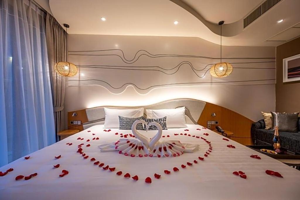 Metadee Elite Hotel Kata Beach  Eksteriør billede